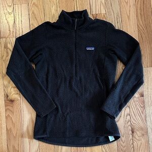 Patagonia Black Textured Half-Zip Fleece Pullover